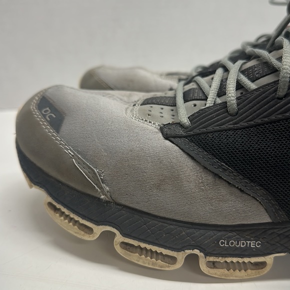 ON Running On Clouds Sneakers Shoes Running Gray Black Men's Size 10.5 - Picture 11 of 12